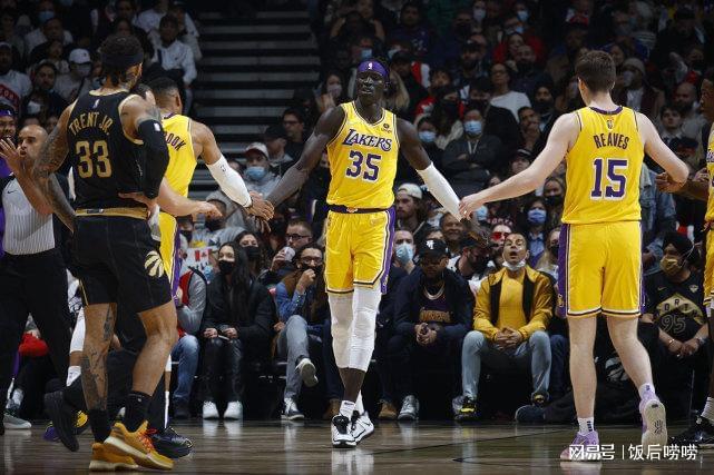 开云-关于NBA常规赛倒计时；多伦多猛龙今夜状态回暖；细节引发关注；气氛紧张；赛程密集仍需轮换的信息