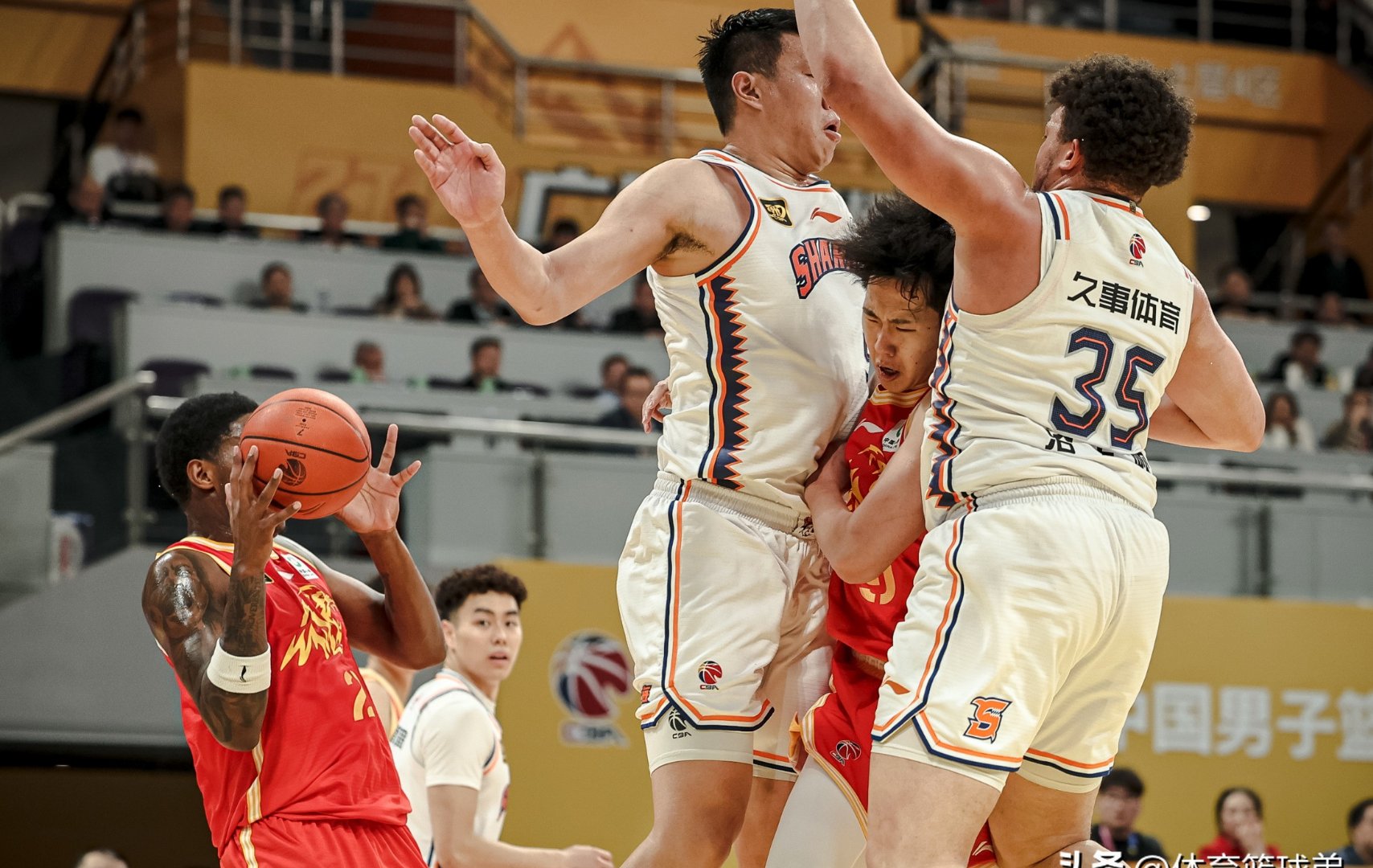 开云体育下载-关键时刻迈阿密热火备战CBA常规赛，门线救险细节曝光，震撼外界，医务组通报恢复的简单介绍
