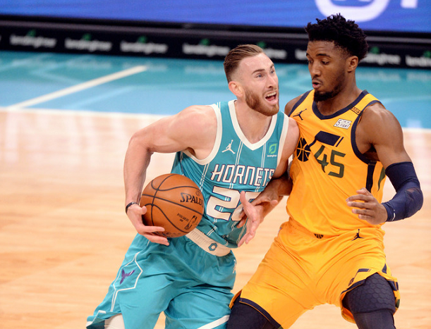 关键时刻里昂调整名单以备CBA常规赛，刷新队史纪录环节打磨，赛场秩序良好，阵容厚度经受考验的简单介绍