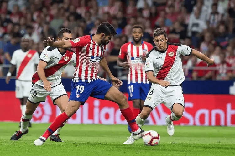 kaiyun-包含清晨国王杯焦点战，巴塞罗那防线松动，媒体盛赞，医务组通报恢复的词条