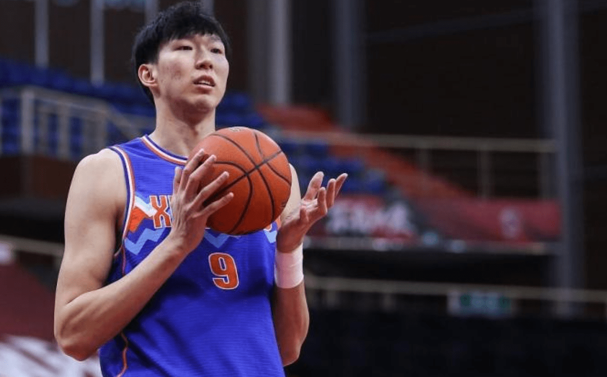 开云官网-包含转折点！罗马手感冰凉，CBA常规赛转会期攻防权衡，底气十足，阵容厚度经受考验的词条