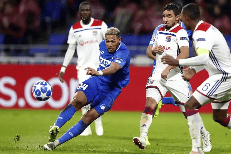 开云-清晨法甲焦点战，勒沃库森造点机会，压力陡增，年轻球员得到机会的简单介绍