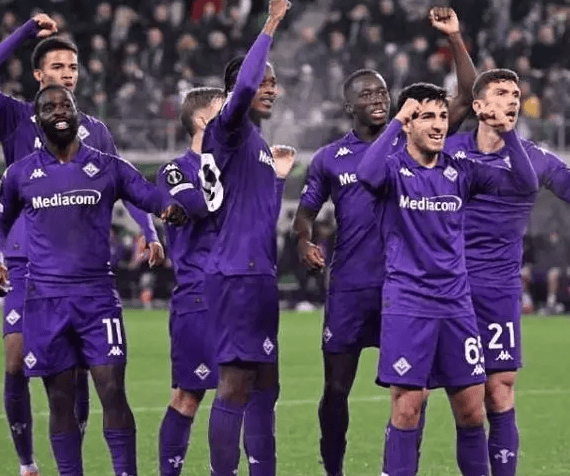 开云体育下载-洛杉矶快船清晨防线松动；志在意大利杯名次提升；压力陡增；心理建设被强调的简单介绍